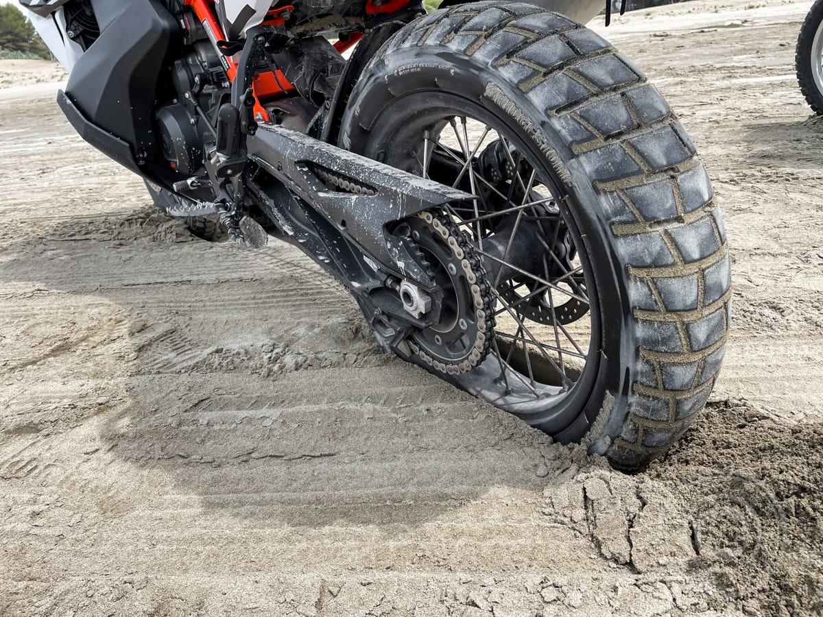 Bridgestone AT41 tire review 2 Rear motorcycle wheel with Bridgestone at41 in deep sand